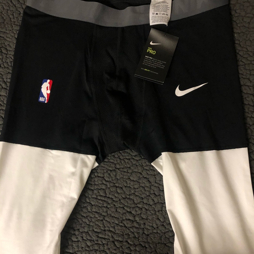 Rare! Nike NBA 3/4 Compression Tights Size XL
